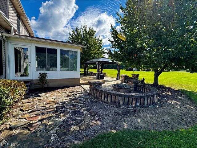 25137 Crosstie Trail, Columbia Station, OH 44028