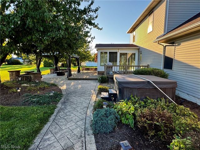 25137 Crosstie Trail, Columbia Station, OH 44028