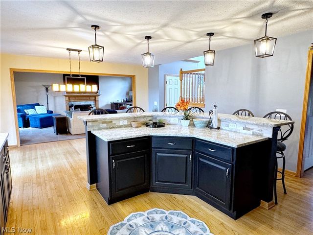 25137 Crosstie Trail, Columbia Station, OH 44028