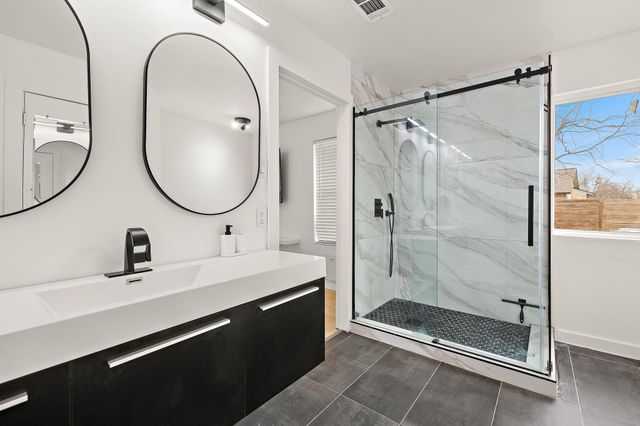 1904 Maple Vista DR, Pflugerville, TX 78660