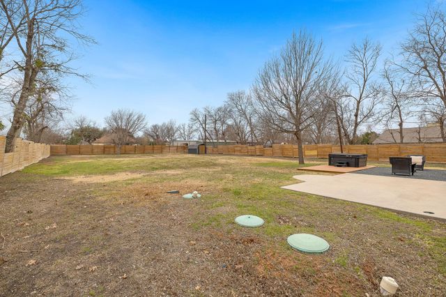 1904 Maple Vista DR, Pflugerville, TX 78660