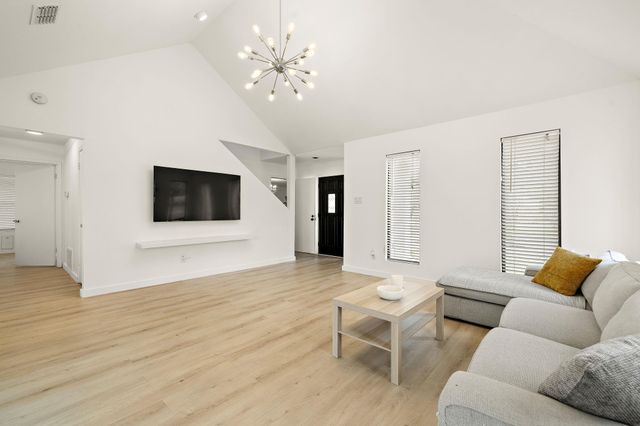 1904 Maple Vista DR, Pflugerville, TX 78660