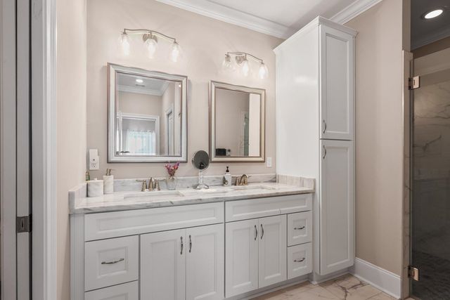 230 COTTAGE Court, Tallahassee, FL 32308