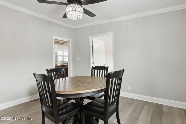 208 LAKE GEORGE POINT Drive, Georgetown, FL 32139