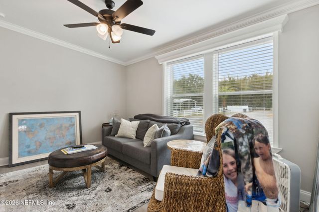 208 LAKE GEORGE POINT Drive, Georgetown, FL 32139