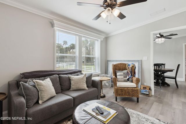 208 LAKE GEORGE POINT Drive, Georgetown, FL 32139