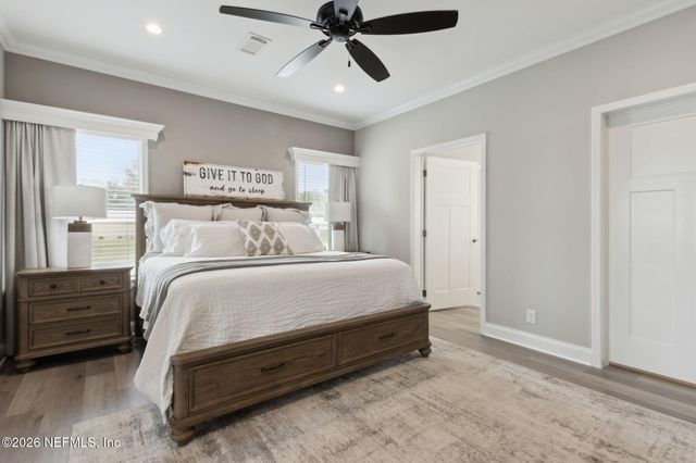 208 LAKE GEORGE POINT Drive, Georgetown, FL 32139