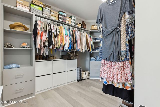 208 LAKE GEORGE POINT Drive, Georgetown, FL 32139