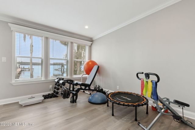 208 LAKE GEORGE POINT Drive, Georgetown, FL 32139