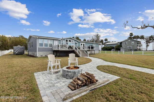 208 LAKE GEORGE POINT Drive, Georgetown, FL 32139