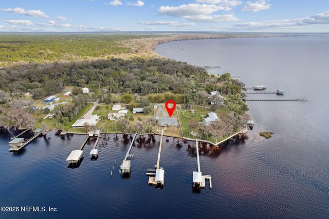 208 LAKE GEORGE POINT Drive, Georgetown, FL 32139