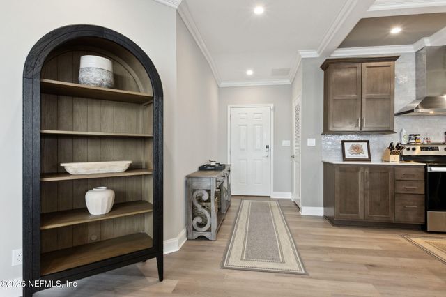 208 LAKE GEORGE POINT Drive, Georgetown, FL 32139