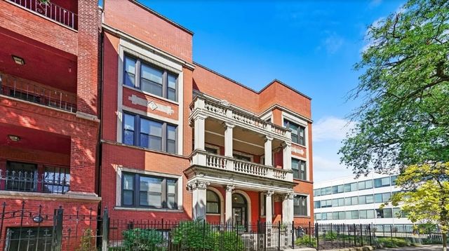 4530 S Michigan Avenue 3, Chicago, IL 60653