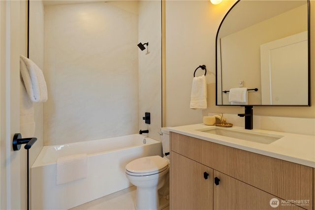 10328 14th Avenue NW, Seattle, WA 98177