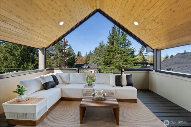 10328 14th Avenue NW, Seattle, WA 98177