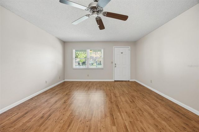8350 SW 93RD LANE D, Ocala, FL 34481