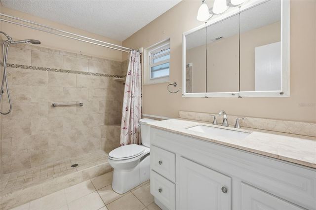 8350 SW 93RD LANE D, Ocala, FL 34481