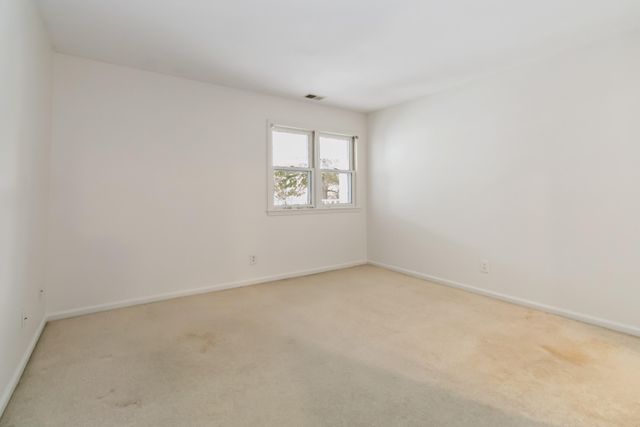 395 Redding Road 114, Lexington, KY 40517