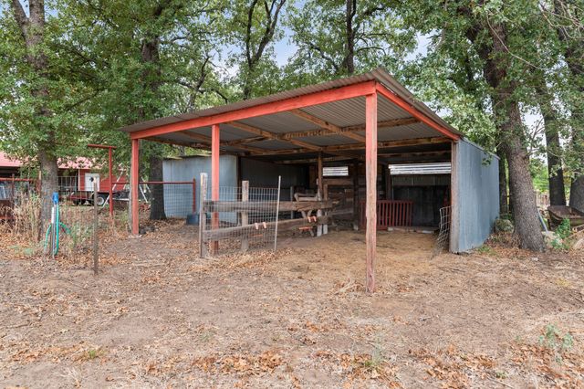 214 De La Cruz Street, Weatherford, TX 76085