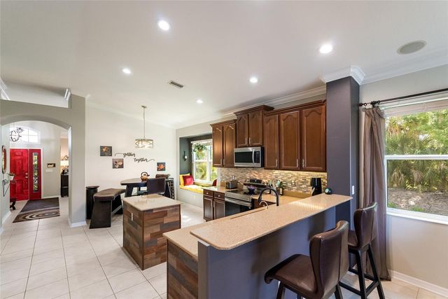 5030 58TH TERRACE E, Bradenton, FL 34203