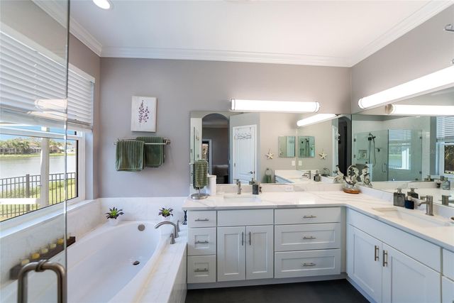 5030 58TH TERRACE E, Bradenton, FL 34203