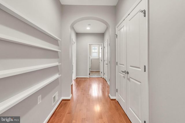 63 POTOMAC CROSSING ST, Charles Town, WV 25414