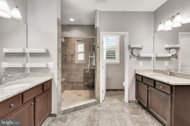 63 POTOMAC CROSSING ST, Charles Town, WV 25414