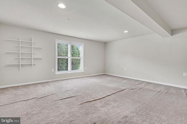 63 POTOMAC CROSSING ST, Charles Town, WV 25414