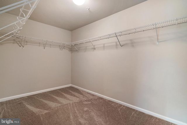 63 POTOMAC CROSSING ST, Charles Town, WV 25414