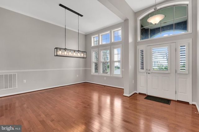 63 POTOMAC CROSSING ST, Charles Town, WV 25414
