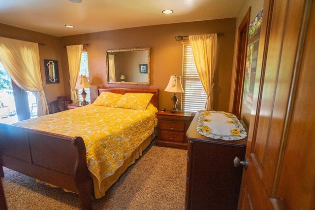 26035 Meadow Dr, Pioneer, CA 95666