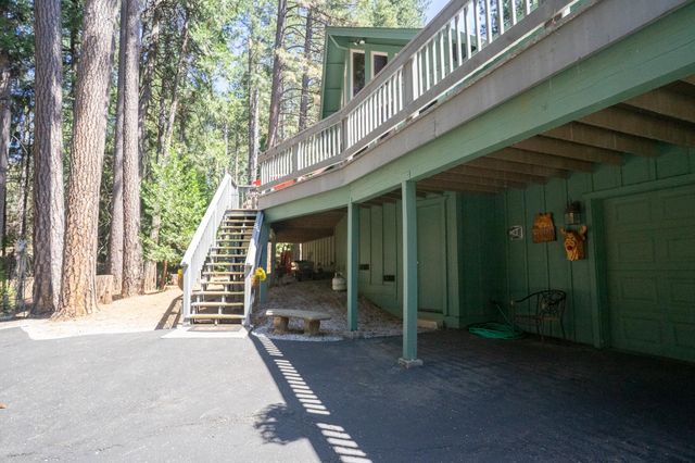 26035 Meadow Dr, Pioneer, CA 95666