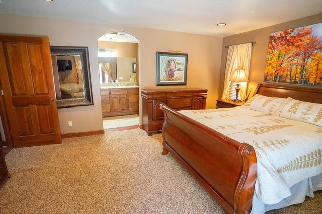 26035 Meadow Dr, Pioneer, CA 95666