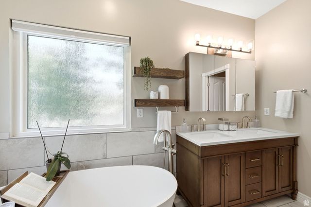 2034 W MERIDIES DR, South Jordan, UT 84095