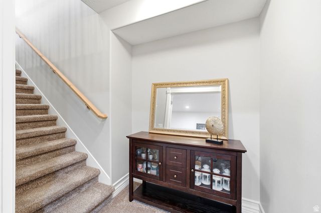 2034 W MERIDIES DR, South Jordan, UT 84095