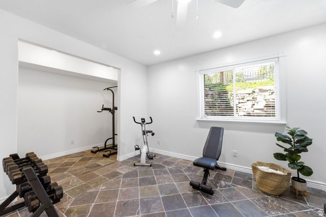 2034 W MERIDIES DR, South Jordan, UT 84095