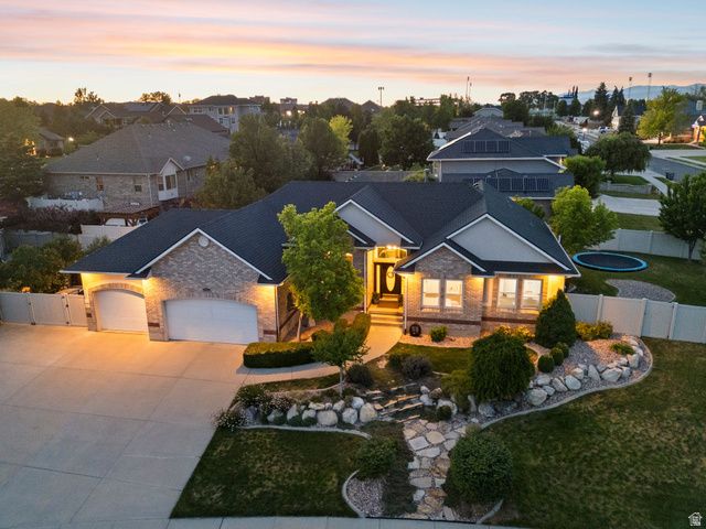 2034 W MERIDIES DR, South Jordan, UT 84095