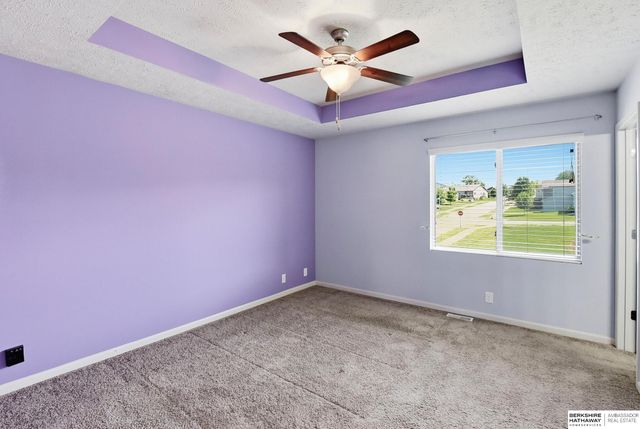 14555 Gilder Avenue, Bennington, NE 68007