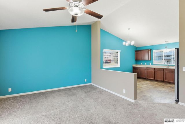 14555 Gilder Avenue, Bennington, NE 68007