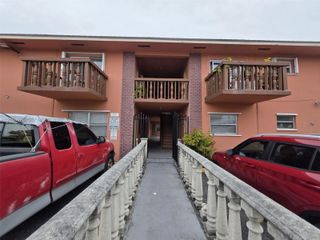45 E 11th St 15, Hialeah, FL 33010