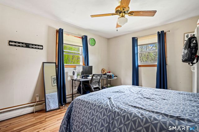 7 Newport Drive, Waterbury, CT 06705