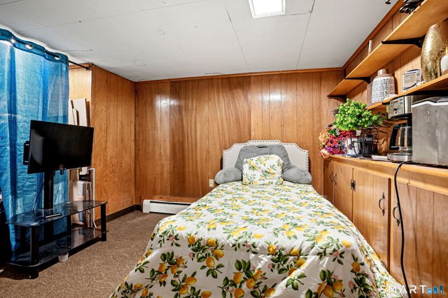 7 Newport Drive, Waterbury, CT 06705