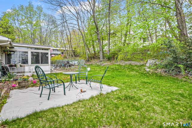 7 Newport Drive, Waterbury, CT 06705