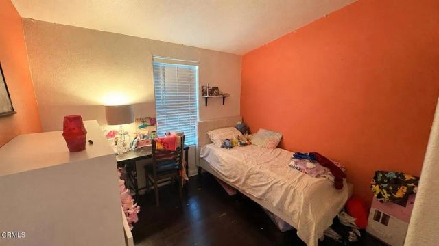 211 Calle de La Rosa 211, Camarillo, CA 93012