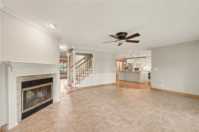 618 E 1714 Road, Baldwin City, KS 66006