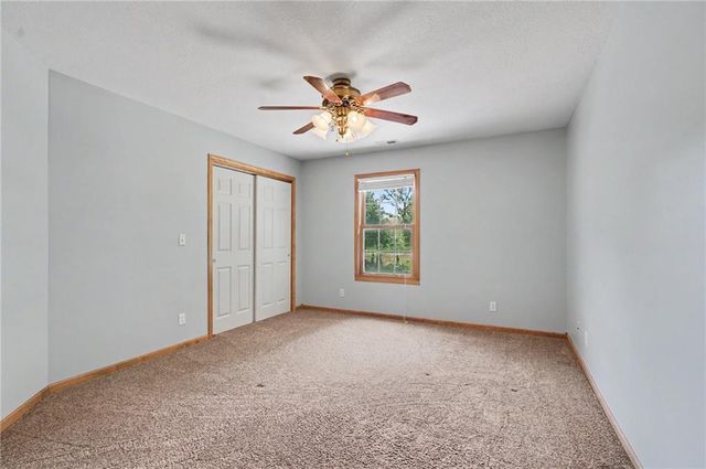 618 E 1714 Road, Baldwin City, KS 66006