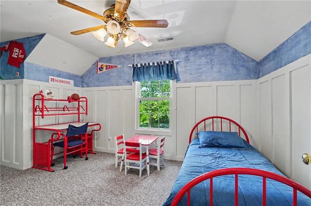618 E 1714 Road, Baldwin City, KS 66006