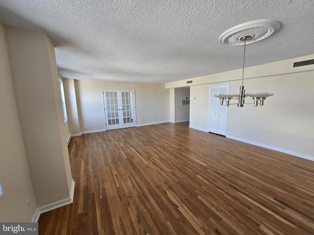 1101 SAINT PAUL ST #1212, Baltimore, MD 21202