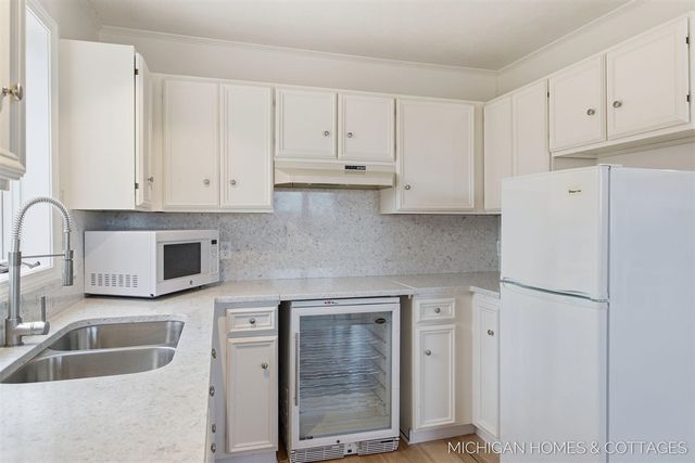 2312 Maksaba Trail, Macatawa, MI 49434