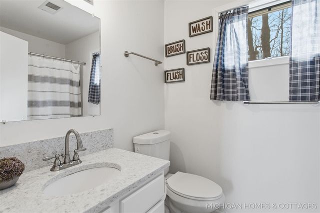 2312 Maksaba Trail, Macatawa, MI 49434